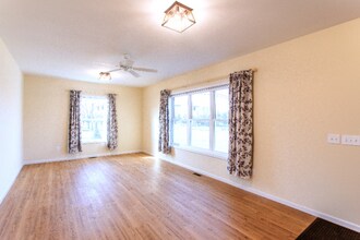 4487 Straight Arrow Rd in Beavercreek, OH - Building Photo - Building Photo