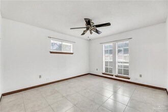 16 N 17th St in McAllen, TX - Building Photo - Building Photo