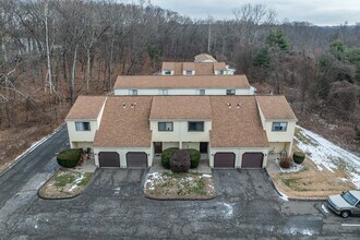 Regal Park in Bristol, CT - Building Photo - Building Photo