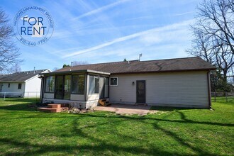 3288 W. Grand Blanc Rd. in Swartz Creek, MI - Building Photo - Building Photo