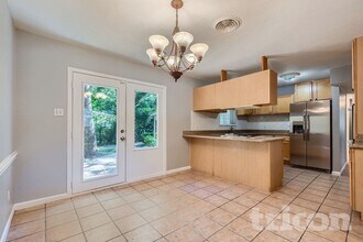 2606 Olympia Ct in Arlington, TX - Foto de edificio - Building Photo