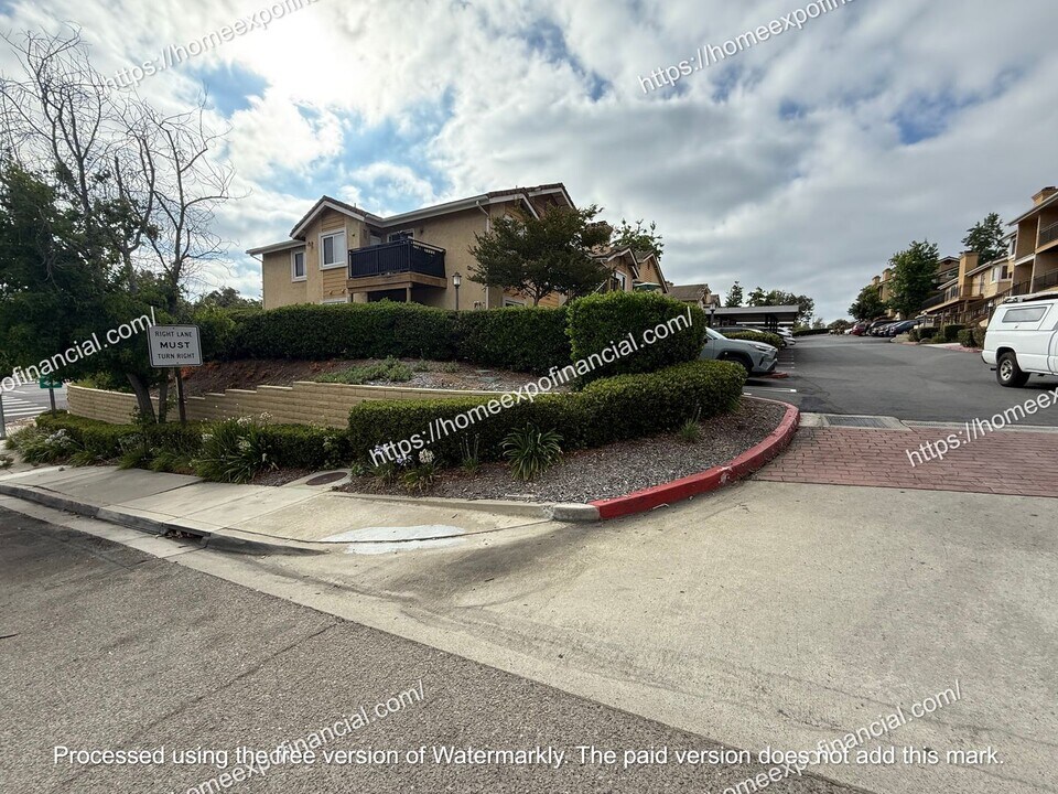 505 San Pasqual Valley Rd in Escondido, CA - Building Photo