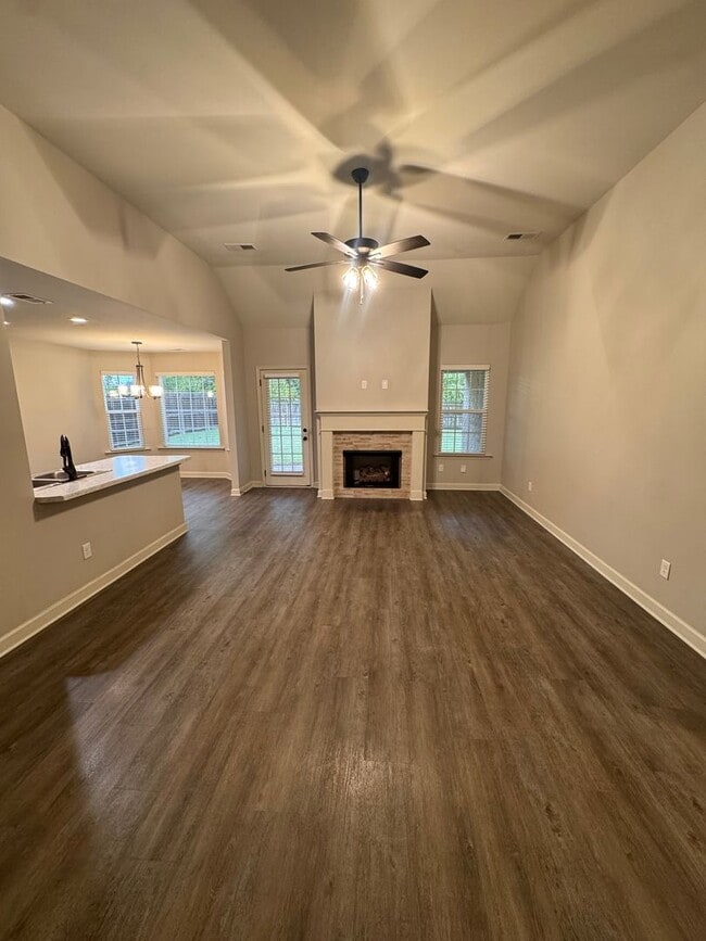 1029 Hogue Dr in Southaven, MS - Building Photo - Building Photo