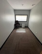 1135 Washington St, Unit 1135 A in Holliston, MA - Foto de edificio - Building Photo