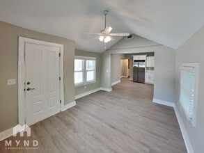 829 E Orange St in Lakeland, FL - Foto de edificio - Building Photo
