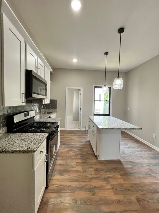 118 Van Horne St in Jersey City, NJ - Building Photo