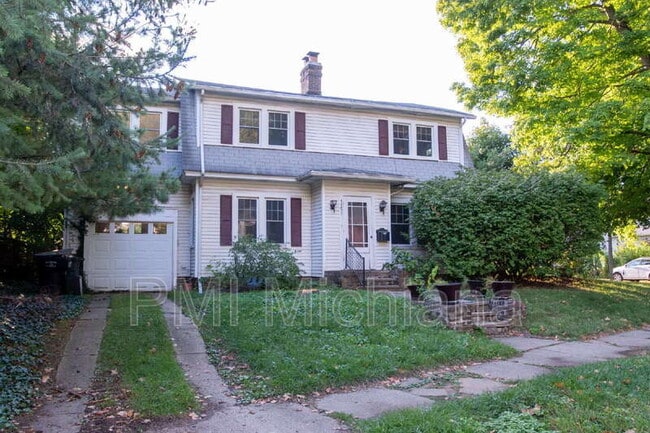 1151 Hillcrest Rd