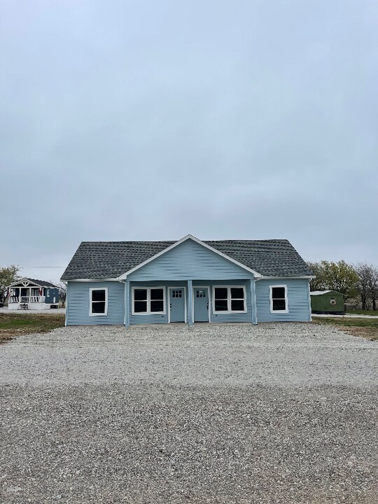 288 Antler Rdg Trl in Decatur, TX - Building Photo
