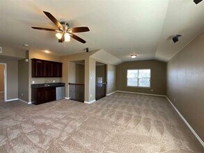 6020 Heather Dr in Grand Prairie, TX - Building Photo - Building Photo