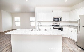 6904 21st St in Lubbock, TX - Building Photo - Building Photo