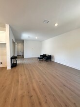140 Carmine in Irvine, CA - Building Photo - Building Photo