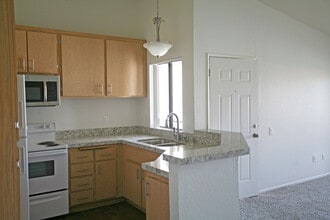 Saddleback in Bermuda Dunes, CA - Building Photo - Building Photo