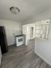 420 Water St in Center Point, IA - Building Photo - Building Photo