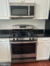 20382 Farmgate Terrace in Ashburn, VA - Foto de edificio - Building Photo