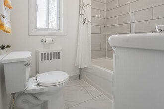 7619 Christophe-Colomb Av in Montréal, QC - Building Photo - Building Photo