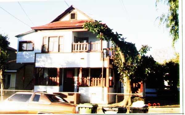 315-315 3/4 S. Pecan St. in Los Angeles, CA - Foto de edificio