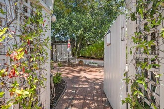 3031 Flores St in San Mateo, CA - Building Photo - Building Photo