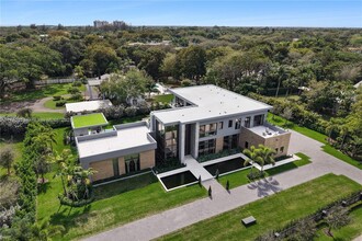 5900 SW 129th Terrace in Pinecrest, FL - Building Photo - Building Photo