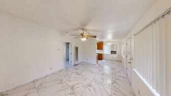 13038 4th St in Yucaipa, CA - Building Photo