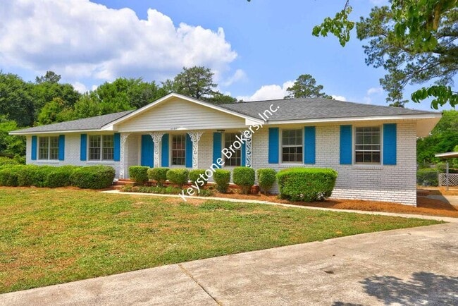 property at 2254 Silver Pines Ct