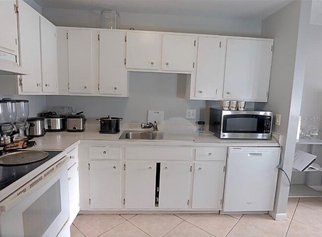 5125 Picadilly Circus Ct in Orlando, FL - Building Photo - Building Photo