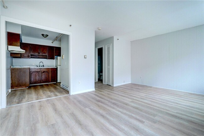 400 Main St in East Rochester, NY - Building Photo - Building Photo