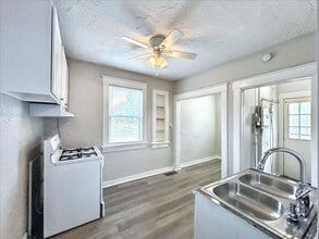 180 Clark Pl in Memphis, TN - Building Photo - Building Photo
