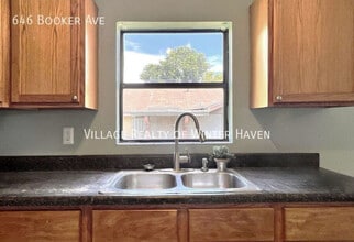 646 Booker Ave in Lake Wales, FL - Foto de edificio - Building Photo
