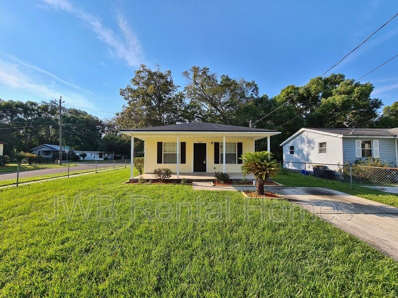 1972 6th St W in Jacksonville, FL - Building Photo