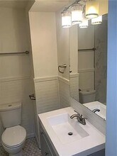 6037 N Topping Ave in Kansas City, MO - Building Photo - Building Photo