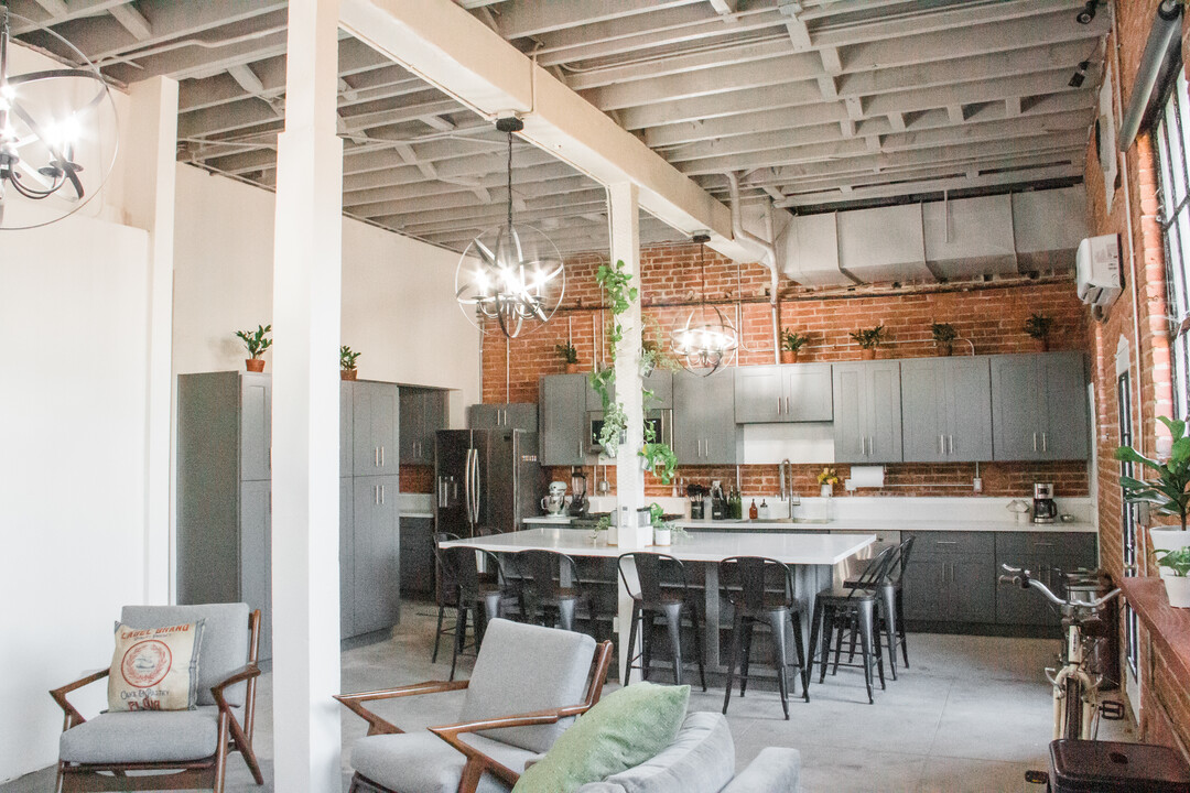 1141 N Mission Rd in Los Angeles, CA - Building Photo