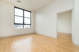 320 D St in Boston, MA - Foto de edificio - Building Photo