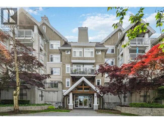 1428 Parkway Blvd in Coquitlam, BC - Building Photo - Building Photo