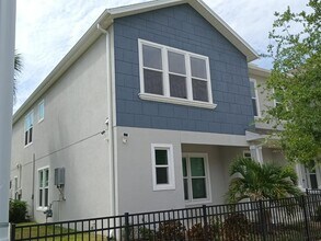 2704 W Fig St in Tampa, FL - Building Photo - Building Photo