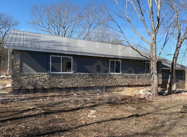 property at 30013 Nodaway Dr