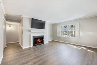 162 Amherst Pl NW in Atlanta, GA - Building Photo - Building Photo