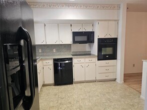 2383 Netherlands Dr in Clearwater, FL - Building Photo - Building Photo