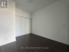 5 Defries St in Toronto, ON - Building Photo - Building Photo