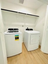 3056 Dawn Sound Dr in Katy, TX - Building Photo - Building Photo