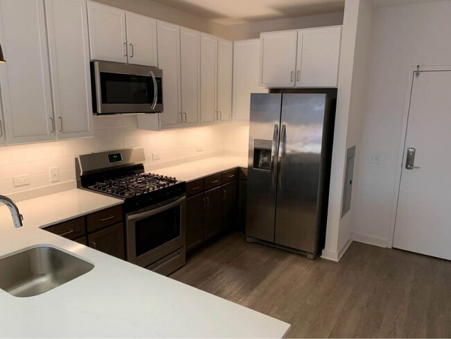 4743 N Wolcott Ave in Chicago, IL - Foto de edificio - Building Photo