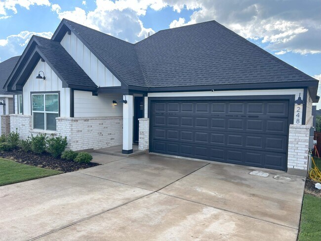 248 Lone Cedar Rd in Marble Falls, TX - Building Photo - Building Photo