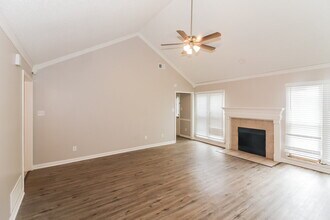9319 Chimneyrock Blvd. in Cordova, TN - Building Photo - Building Photo