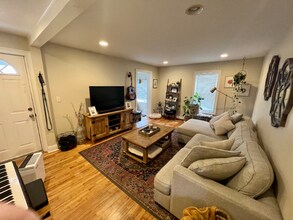 30 Thorpe St in Fairfield, CT - Building Photo - Building Photo