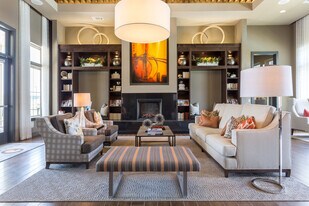 Encore 281 Apartments in San Antonio, TX - Building Photo