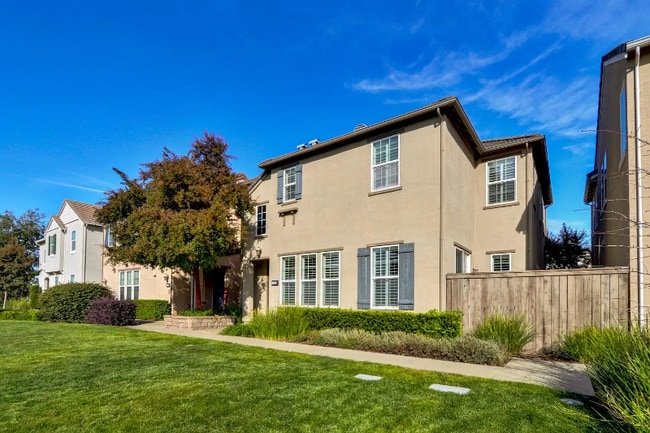 property at 174 Talmont Cir