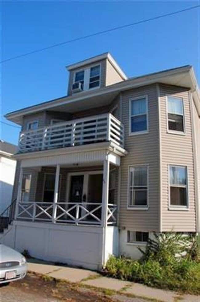 44 Wilson Ave, Unit 1