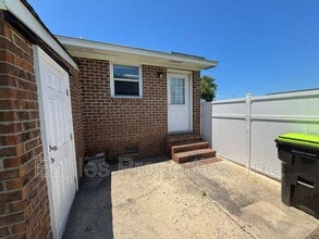 106 Gurley Ave in Goldsboro, NC - Building Photo - Building Photo
