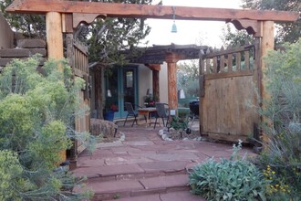 2835 W Alameda St, Unit #1 Sanctuary in Santa Fe, NM - Building Photo - Building Photo