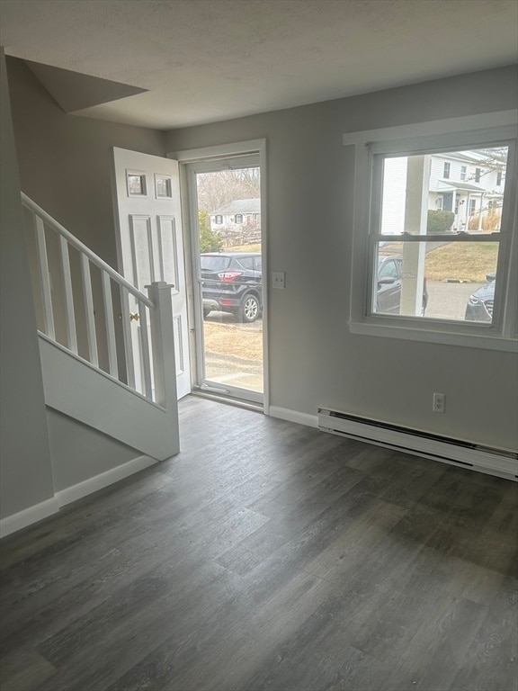 property at 7 Roys Dr