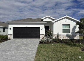 8318 Waterscape Rd in Englewood, FL - Building Photo
